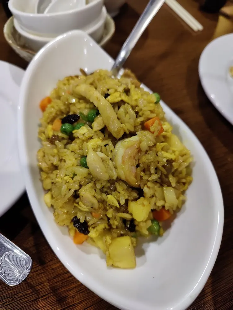 Pineapple Fried Rice with Chicken